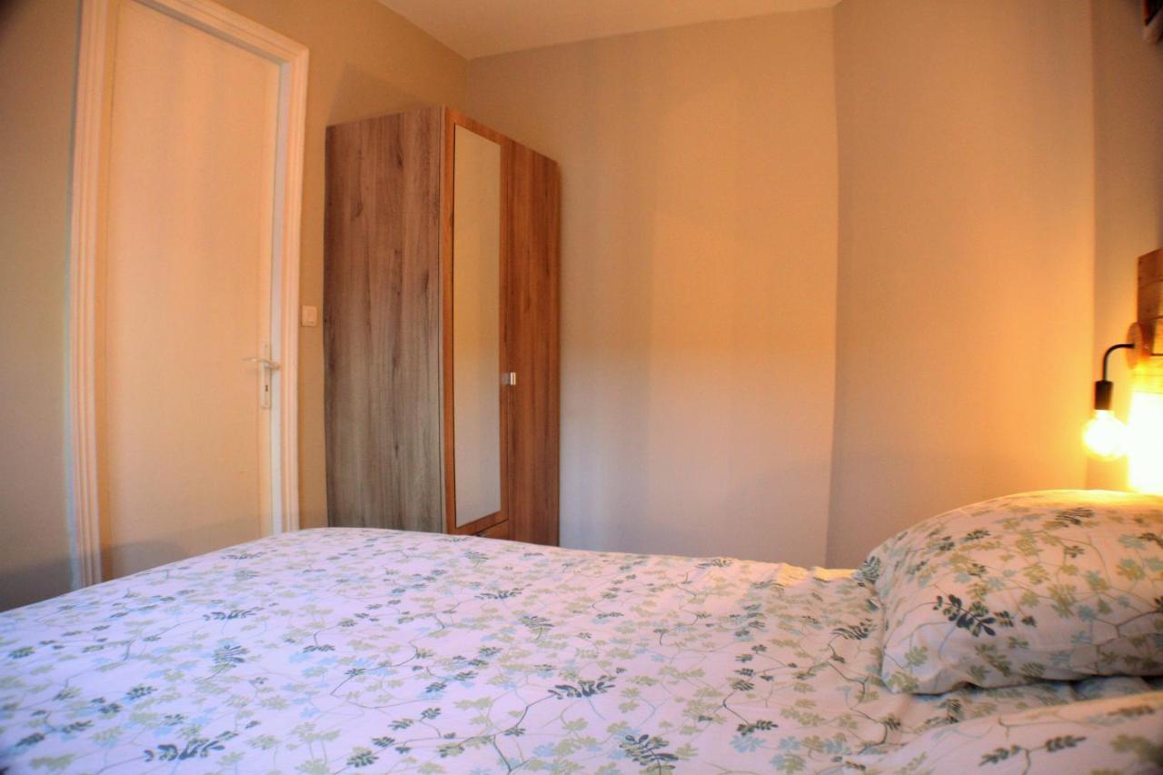 Le Cottage Des Curie Calais Exterior foto